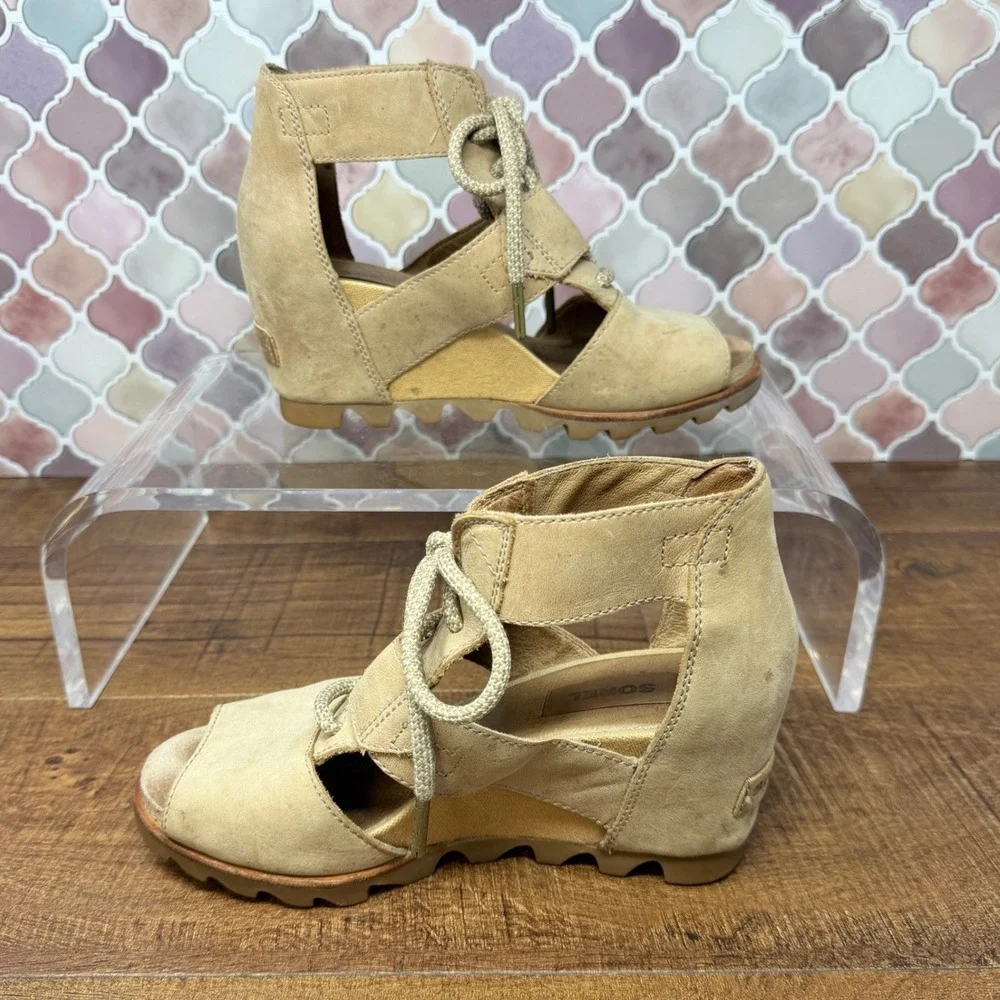 SOREL Joanie Lace Sandal Tan Suede Wedge Heel Open Toe 6